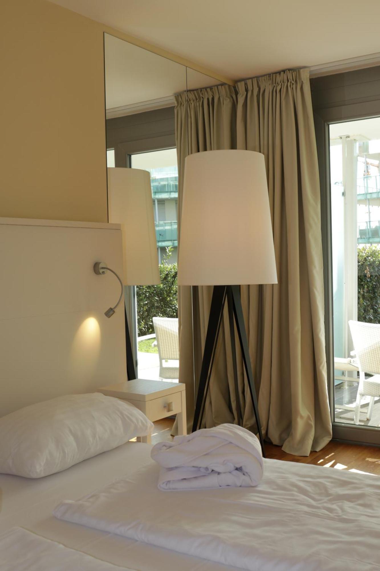 Nikola Luxury Apartments Senia Petrčane Exterior foto